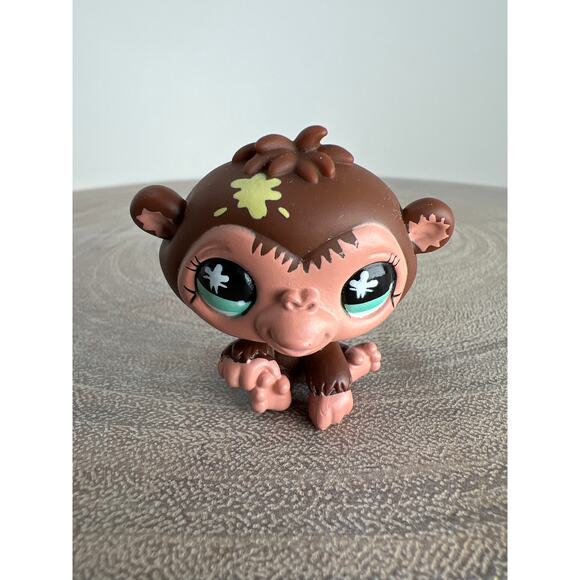 Littlest Pet Shop Chimpanzee #663 Yellow Splash Head Aqua Paint Splash Eyes - Picture 1 of 5